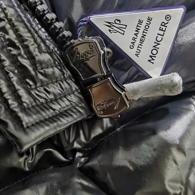 ハイクオリティダウンジャケット内部構造